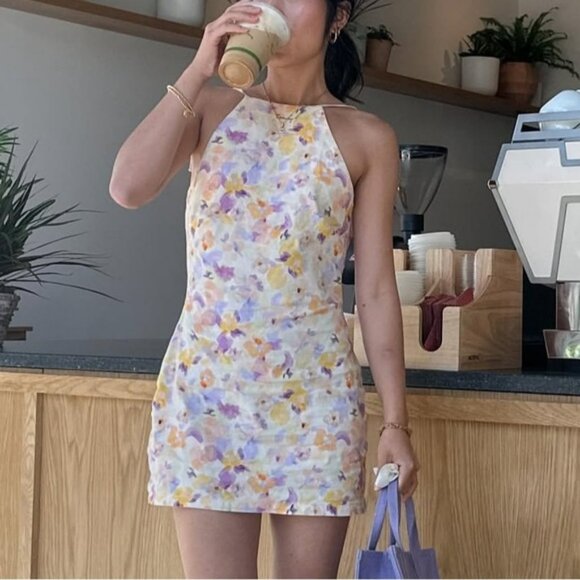 Vici Dresses & Skirts - Vici Floral Halter Mini Dress size small